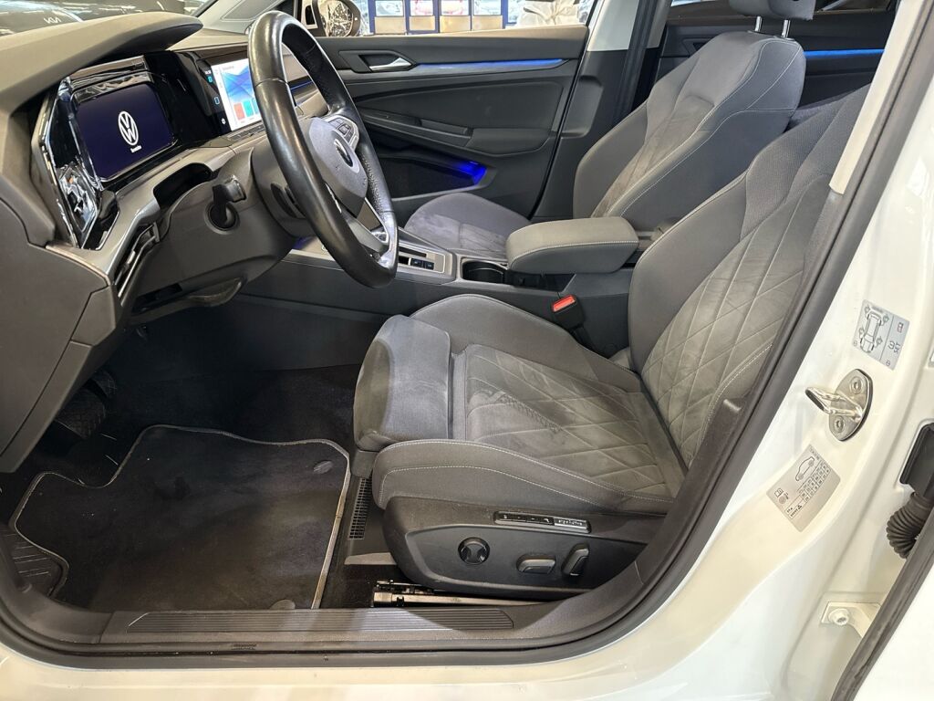 Volkswagen Golf 2020 Valkoinen