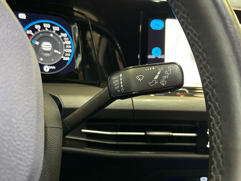 Volkswagen Golf 2020 Valkoinen