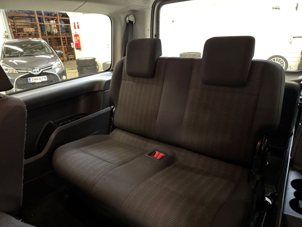 Volkswagen Caddy Maxi 2020 Ruskea (beige)