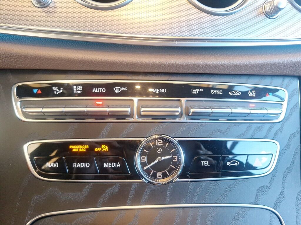 Mercedes-Benz E 2020 Harmaa