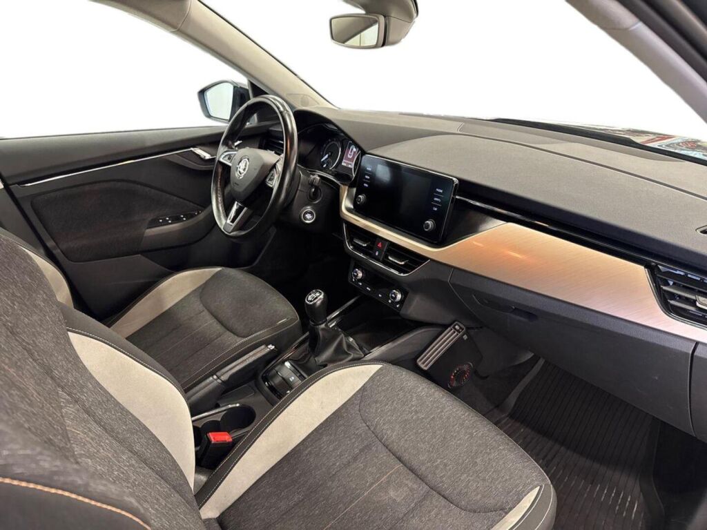 Skoda Kamiq 2020 Harmaa