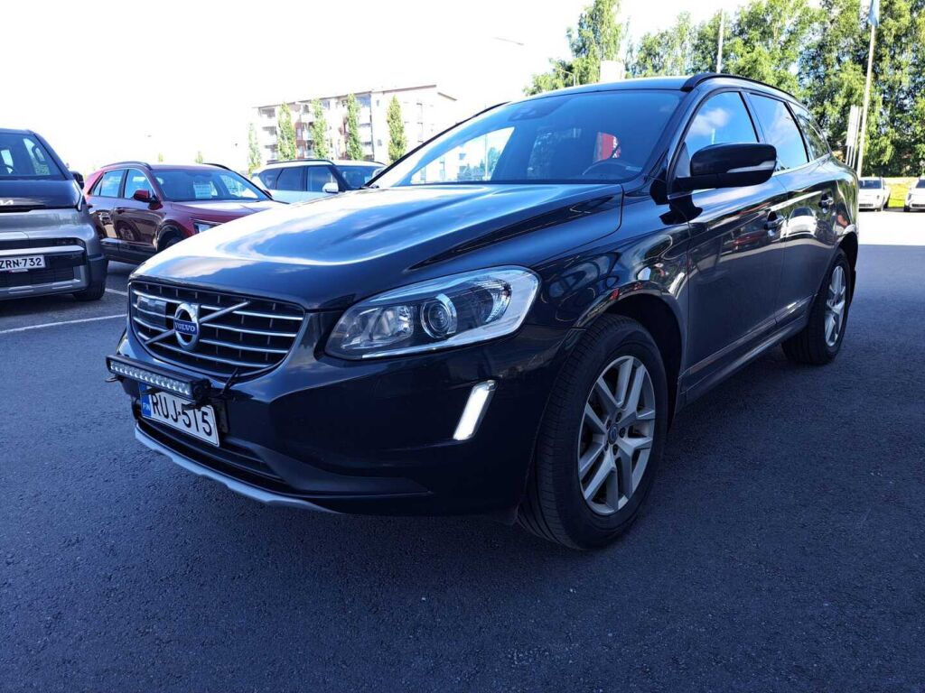 Volvo XC60 2017 Musta