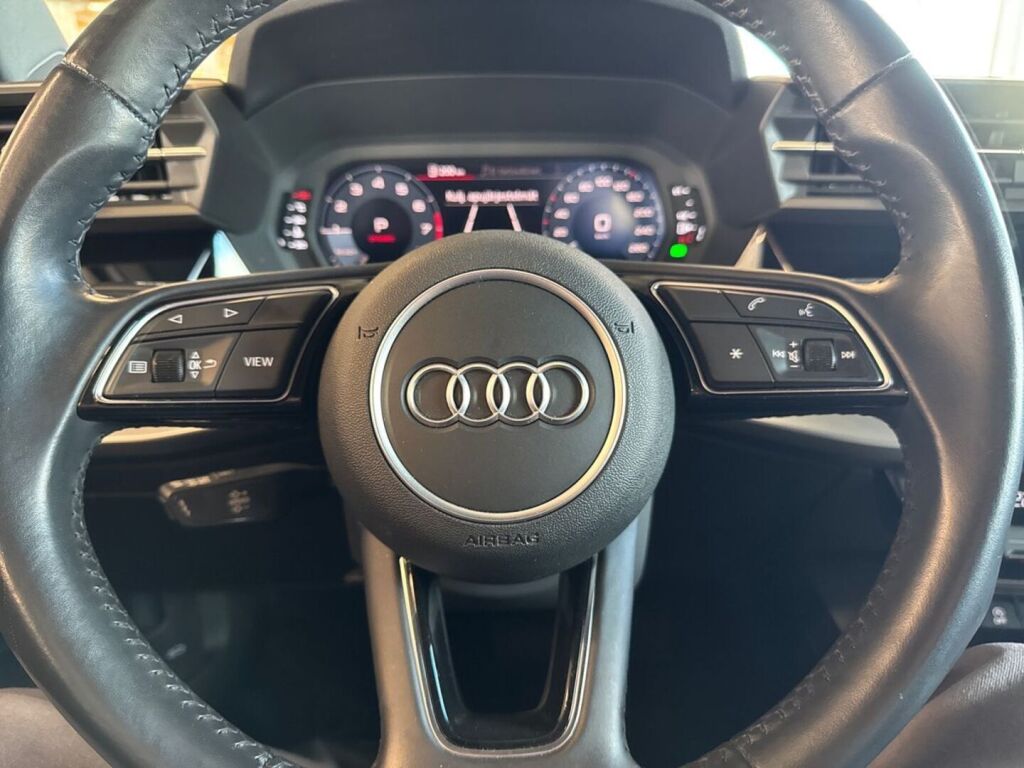 Audi A3 2021 Valkoinen