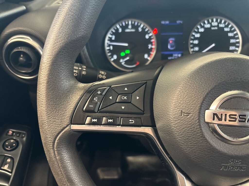 Nissan Juke 2020 Musta