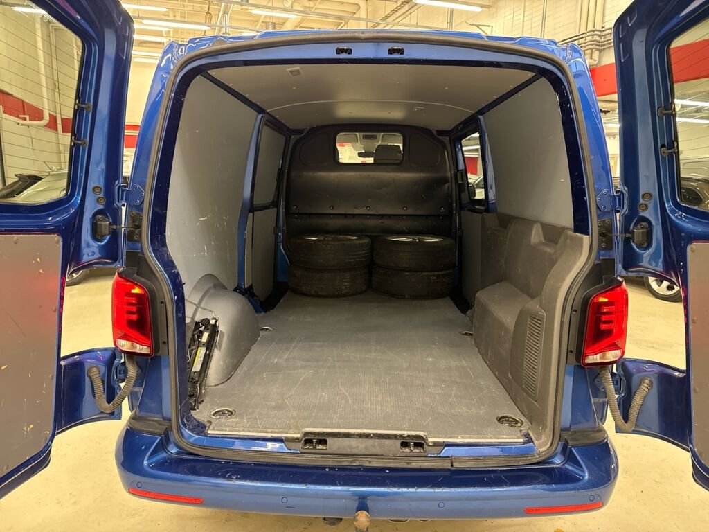 Volkswagen Transporter 2020 Sininen