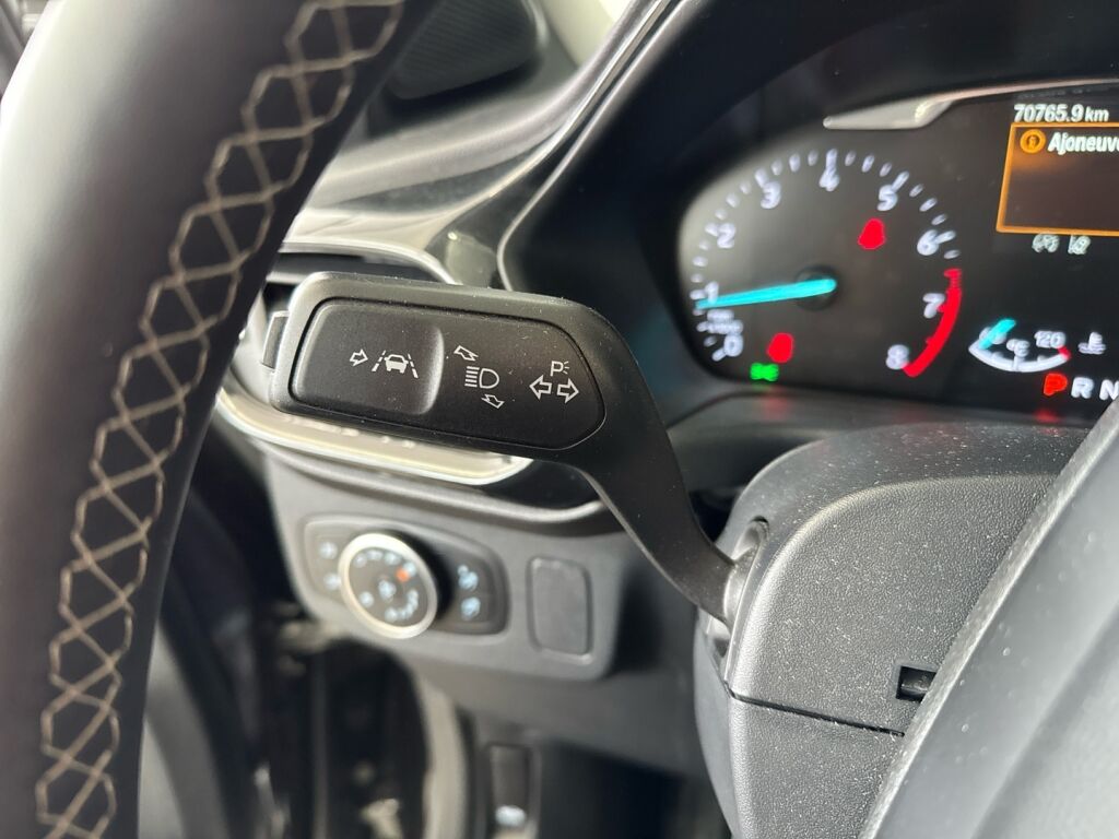 Ford Puma 2020 Musta