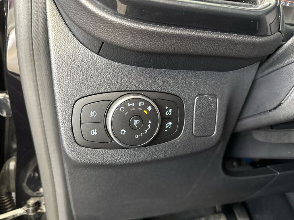 Ford Puma 2020 Musta