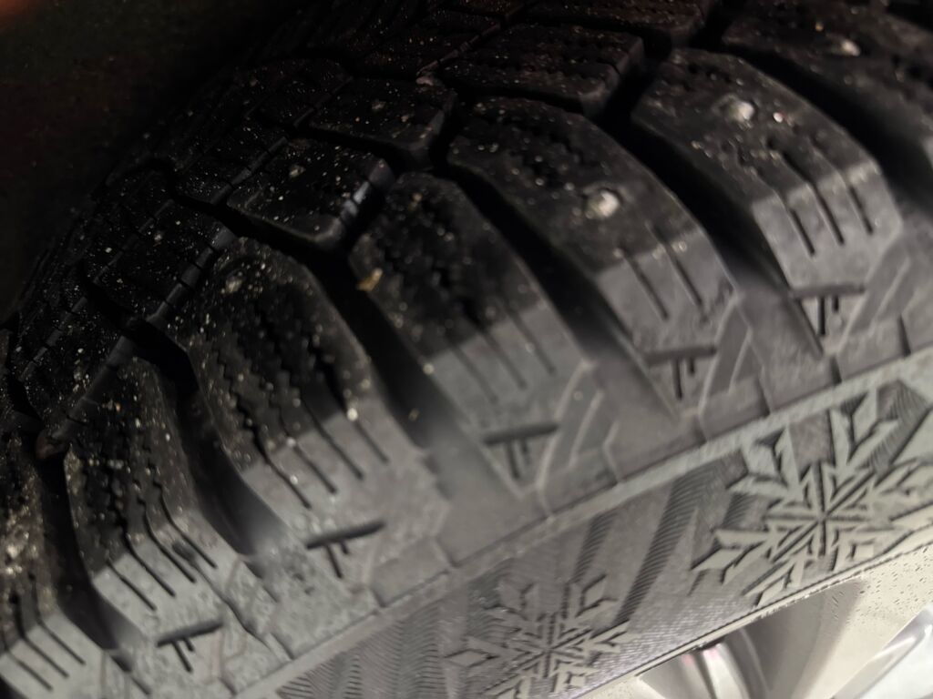 Ford Kuga 2020 Oranssi