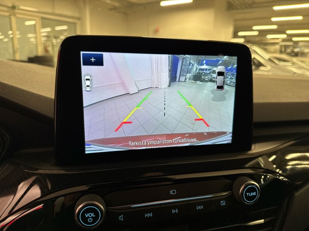 Ford Kuga 2020 Oranssi