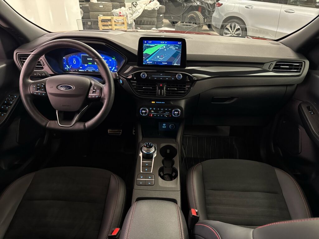 Ford Kuga 2020 Oranssi