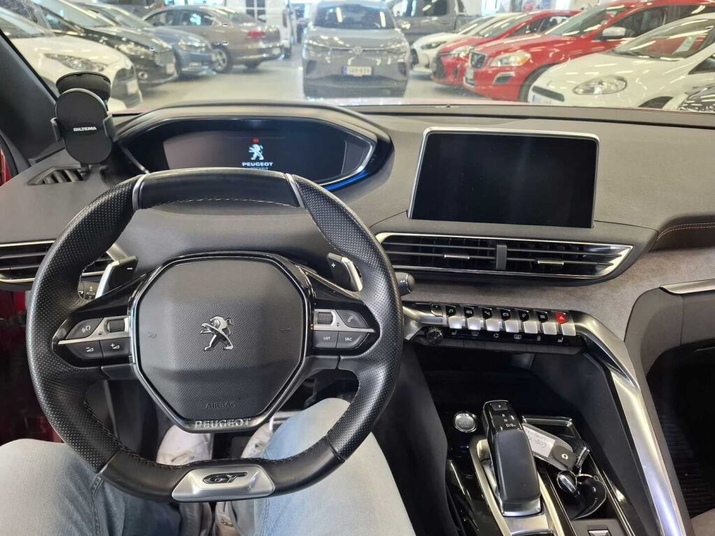 Peugeot 3008 2020 Punainen