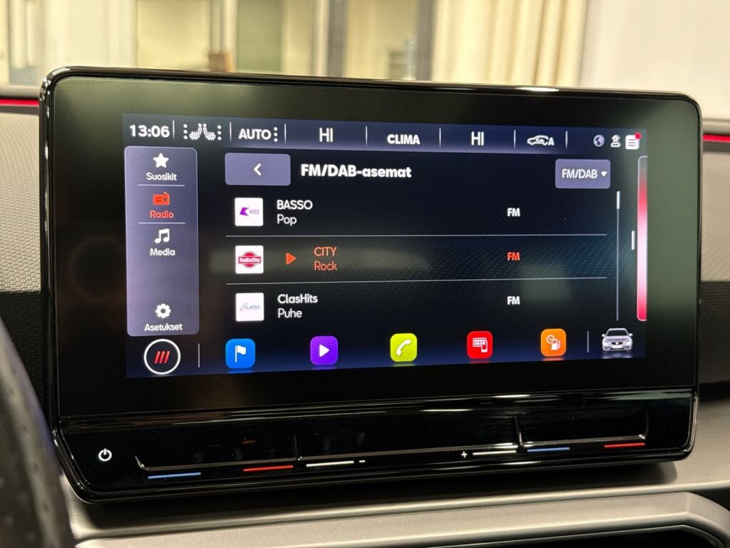 Seat Leon Sportstourer 2021 Punainen