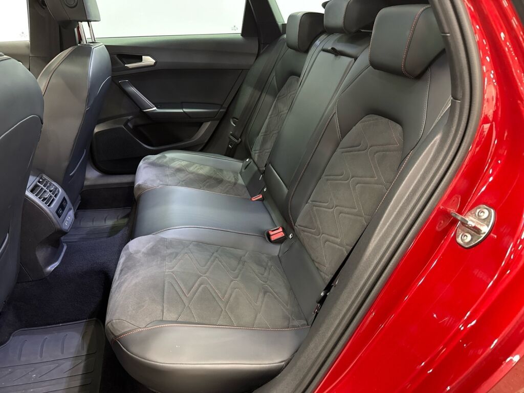 Seat Leon Sportstourer 2021 Punainen