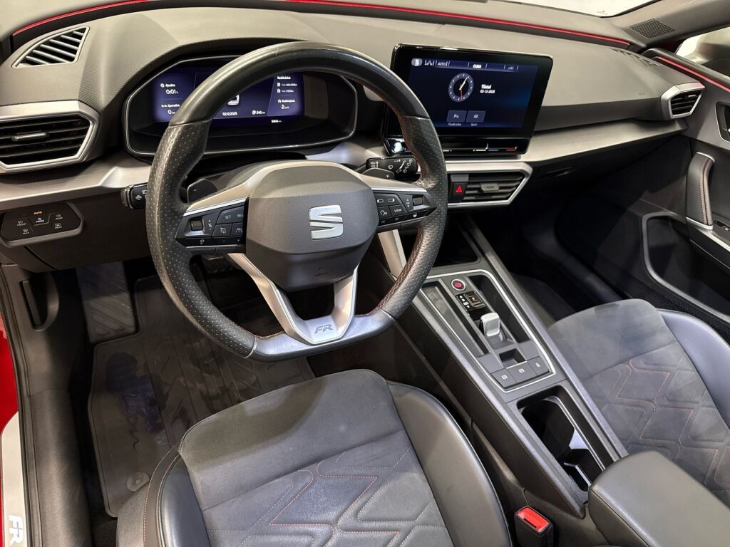 Seat Leon Sportstourer 2021 Punainen