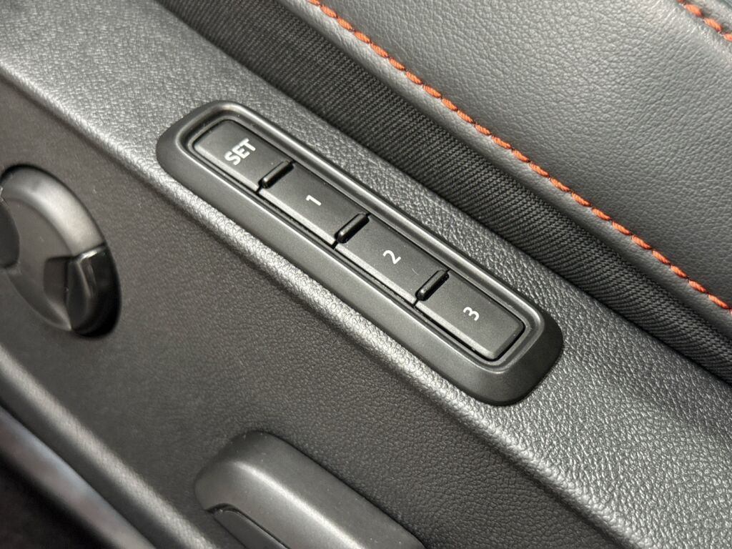 Seat Leon Sportstourer 2021 Punainen