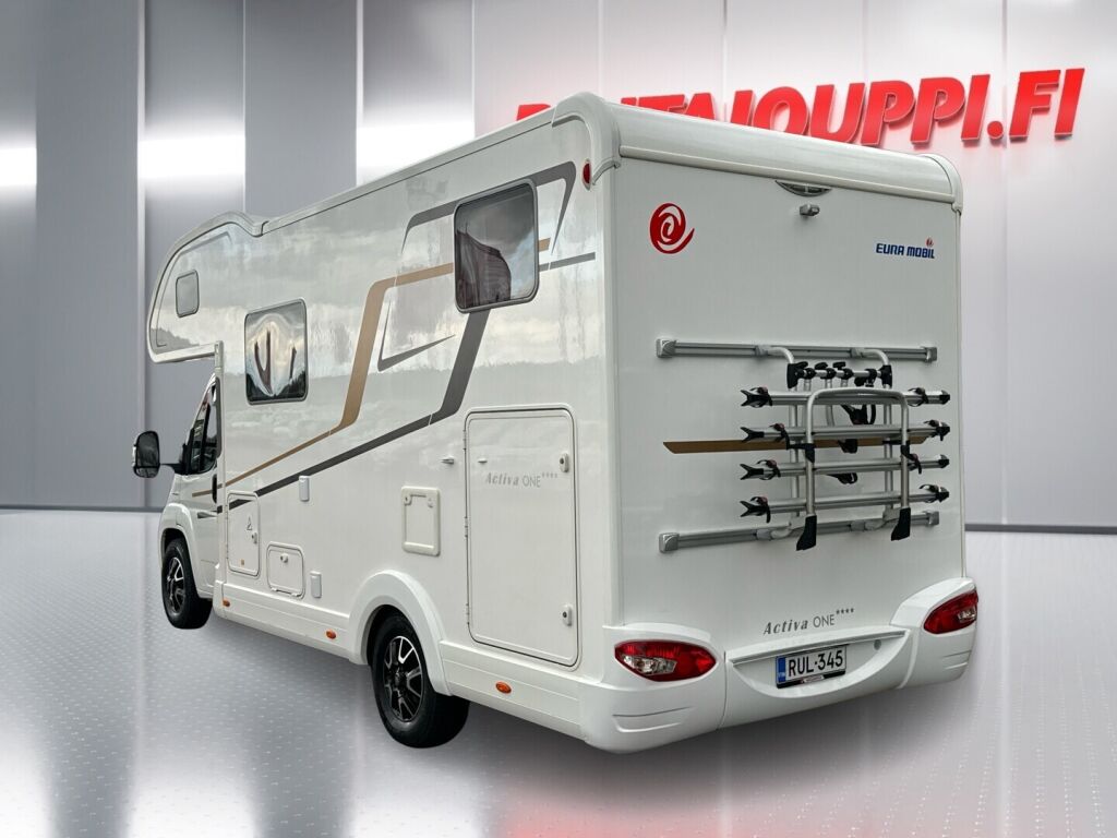 Eura mobil ACTIVA ONE 690 HB 2021 Valkoinen