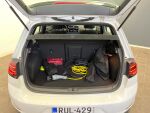 Volkswagen Golf 2020 Valkoinen