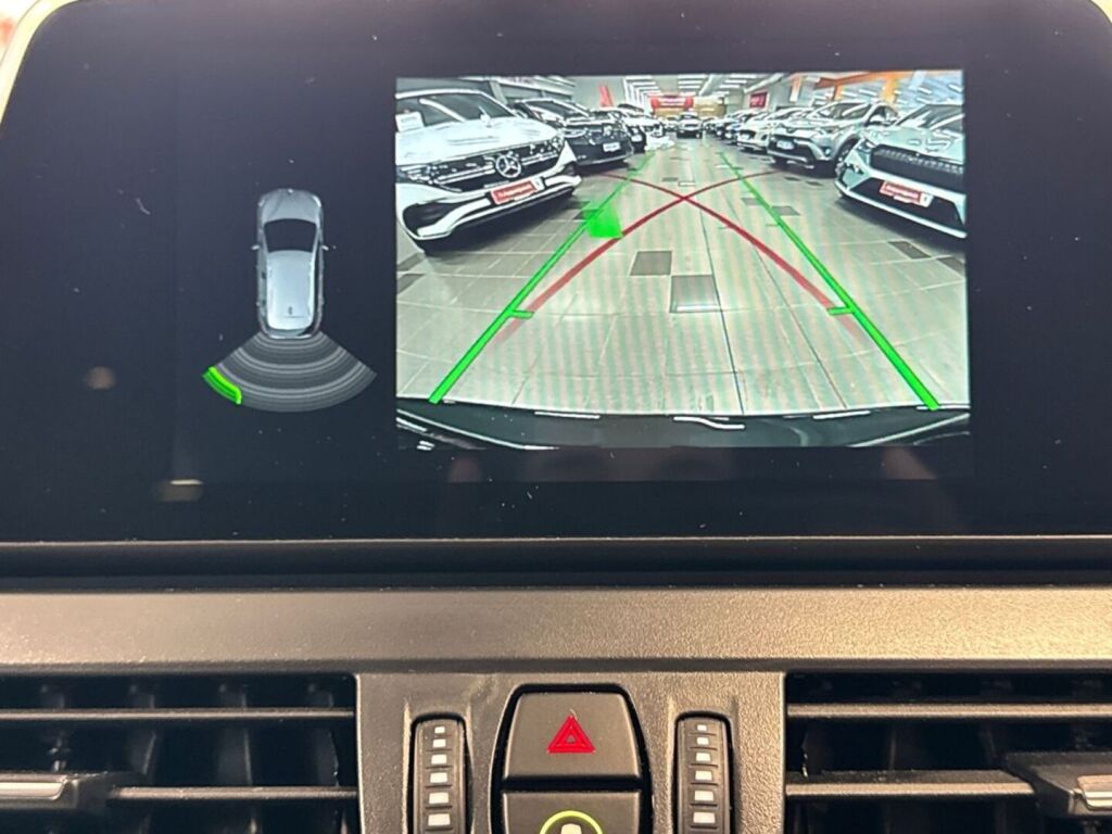 BMW 225 2019 Musta