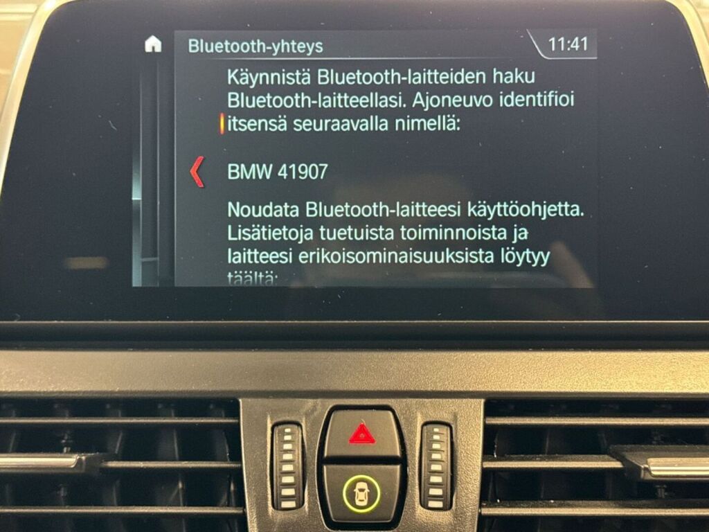 BMW 225 2019 Musta