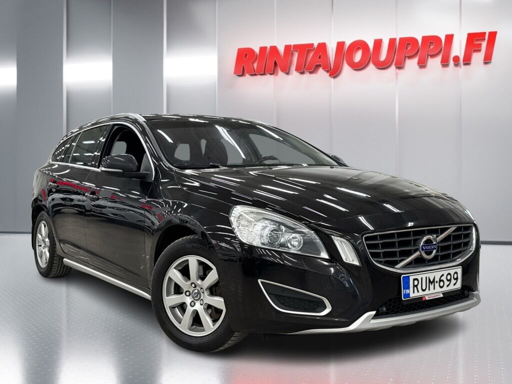 Volvo V60 2011 Musta