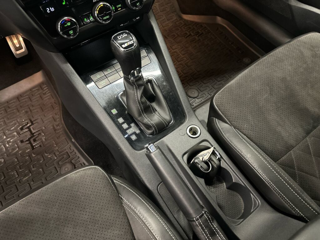 Skoda Octavia 2017 Harmaa