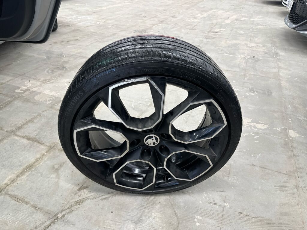 Skoda Octavia 2017 Harmaa