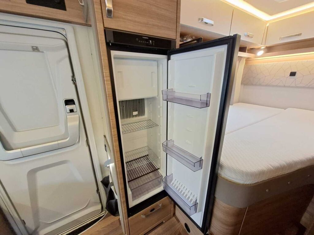 Weinsberg CaraSuite 650 MF Edition Scandic 2021 Valkoinen