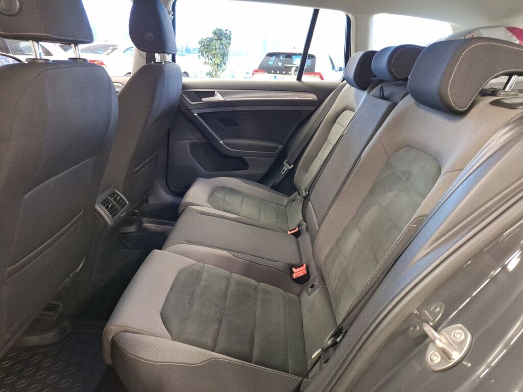 Volkswagen Golf 2020 Harmaa