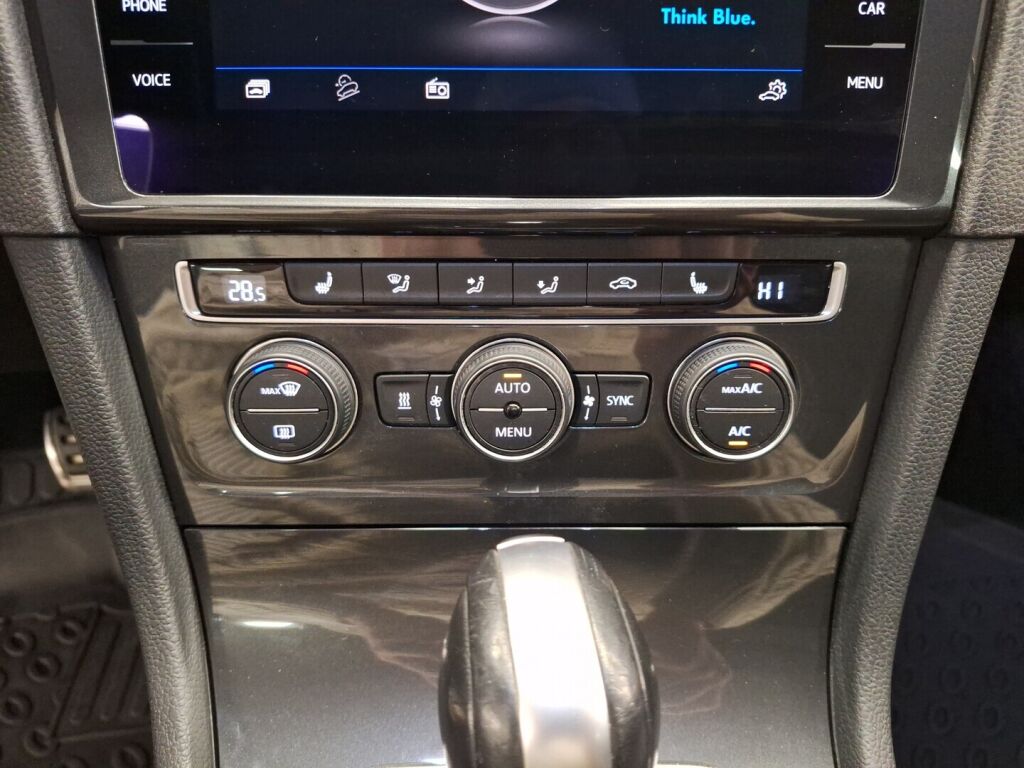 Volkswagen Golf 2020 Harmaa