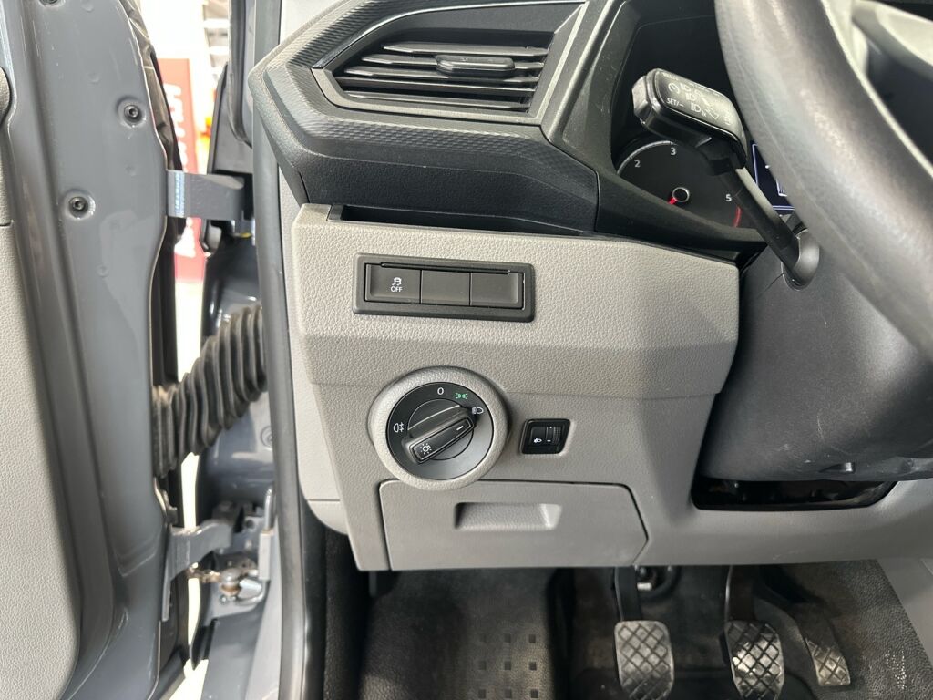 Volkswagen Transporter 2021 Harmaa