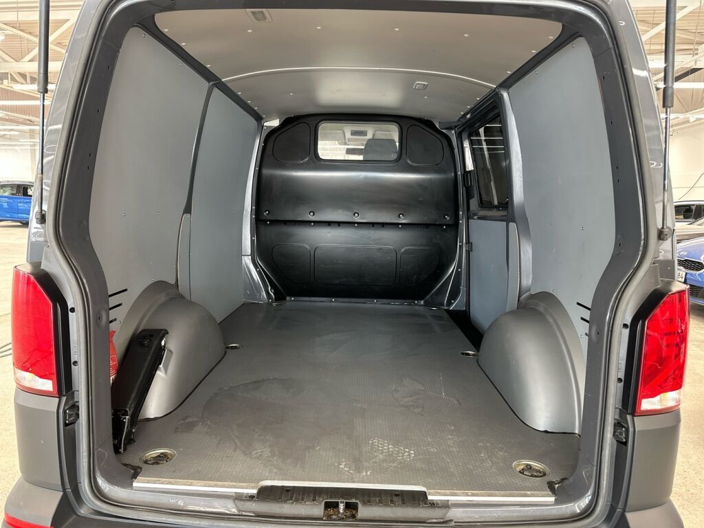 Volkswagen Transporter 2021 Harmaa