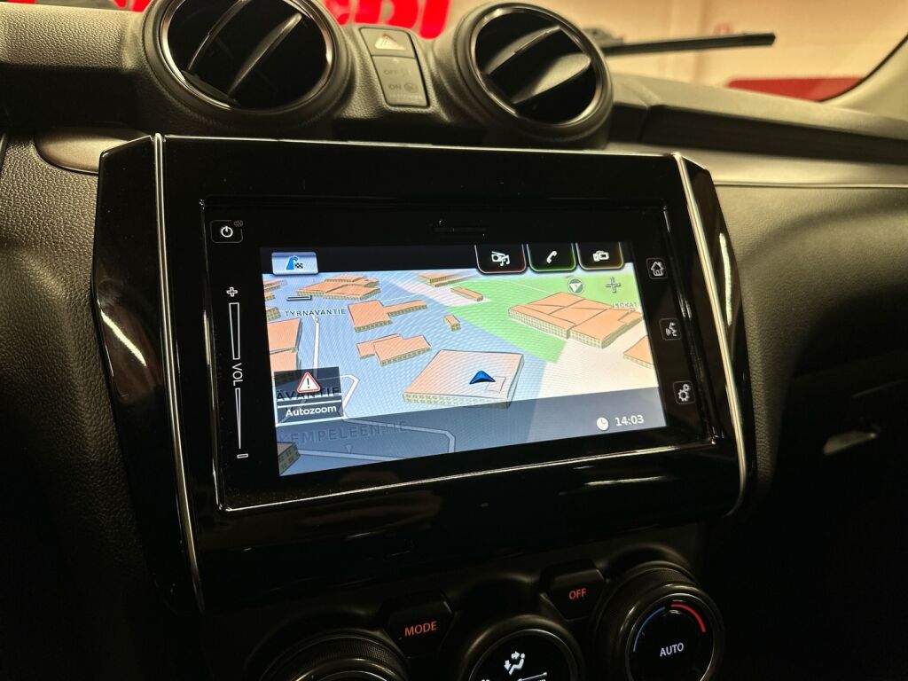 Suzuki Swift 2022 Musta