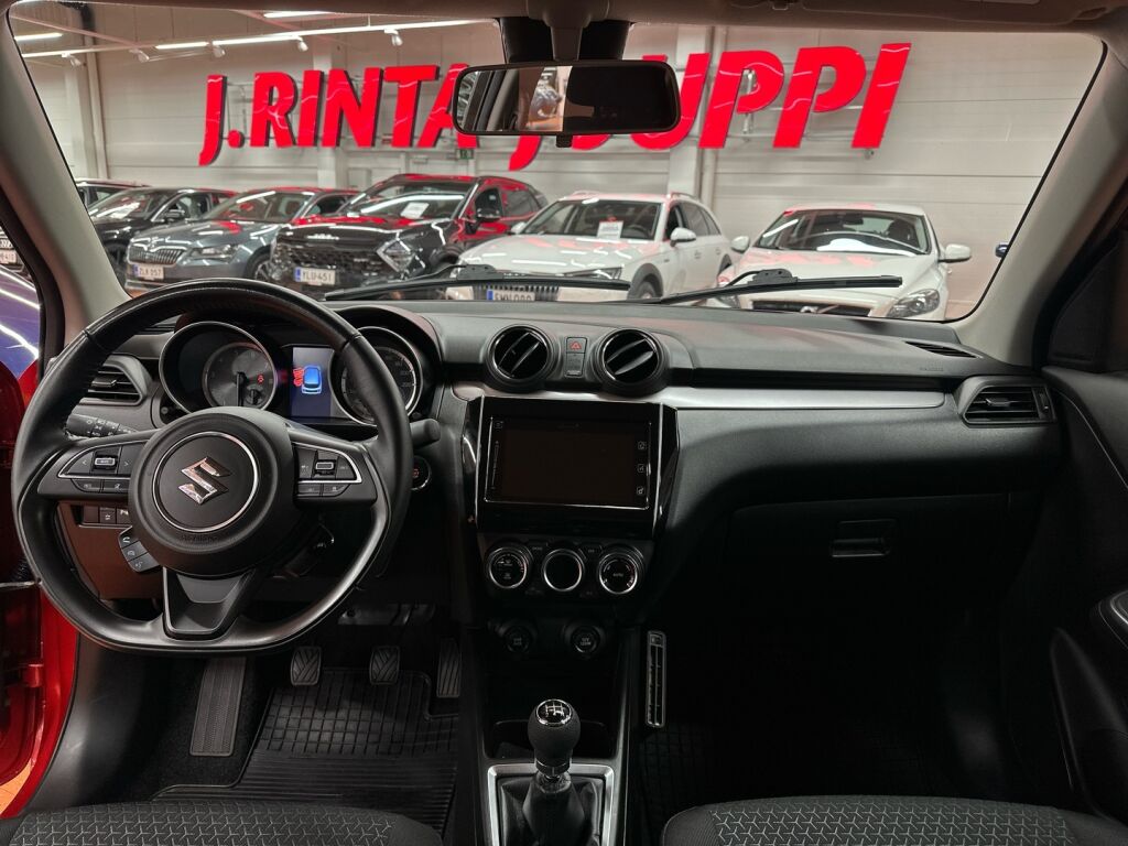 Suzuki Swift 2022 Musta