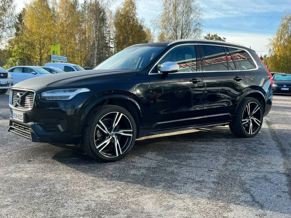 Volvo XC90 2017 Musta