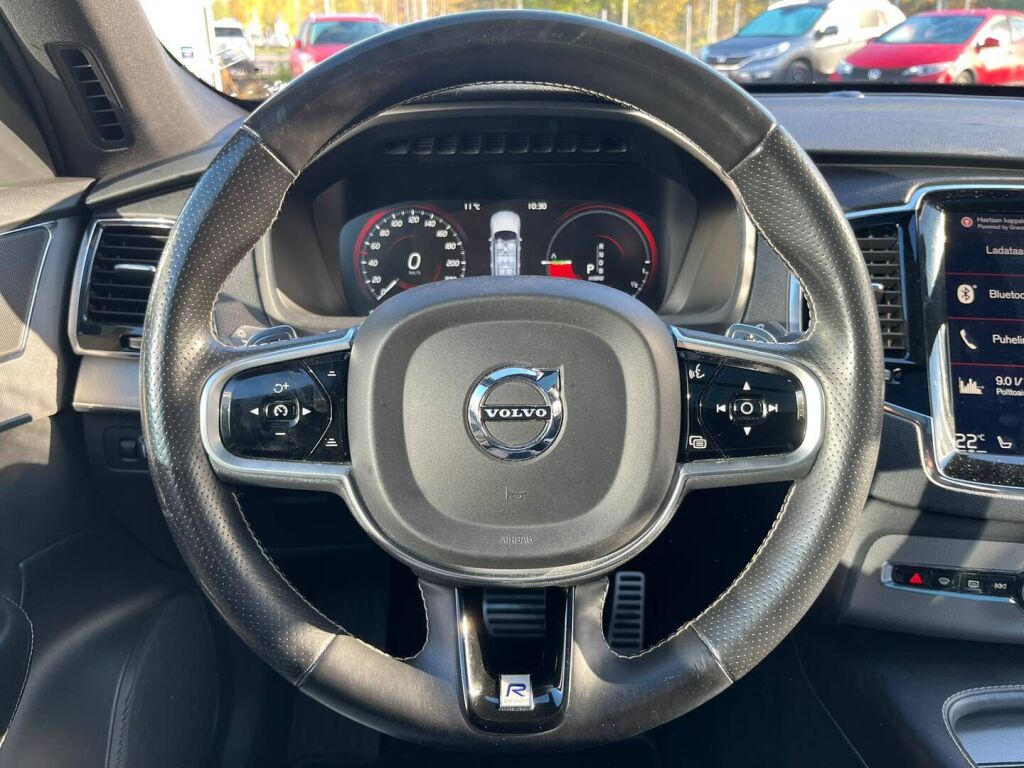 Volvo XC90 2017 Musta
