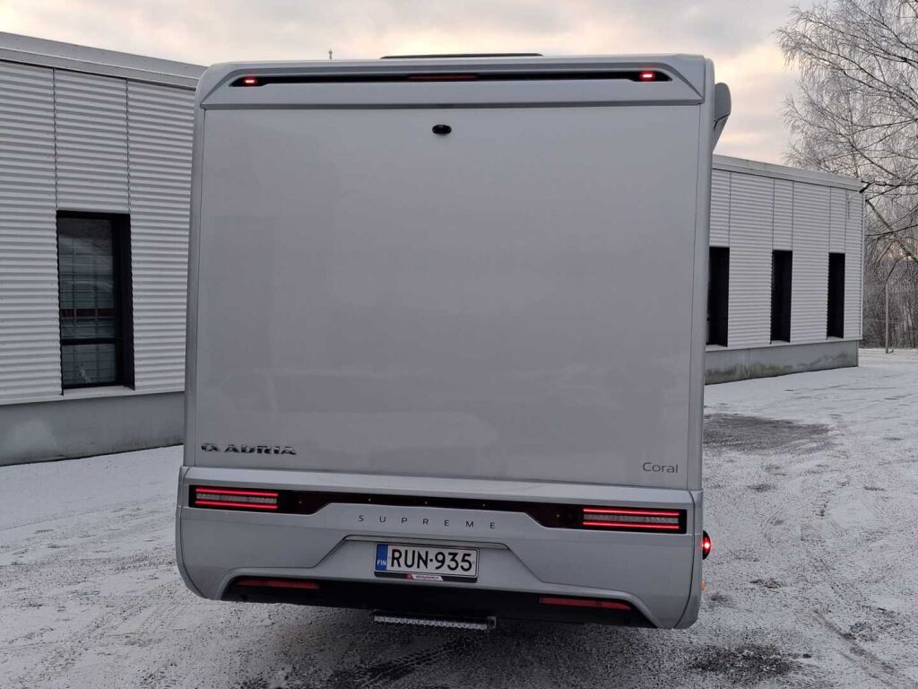 Adria Coral Supreme 670 DL 2021 Harmaa