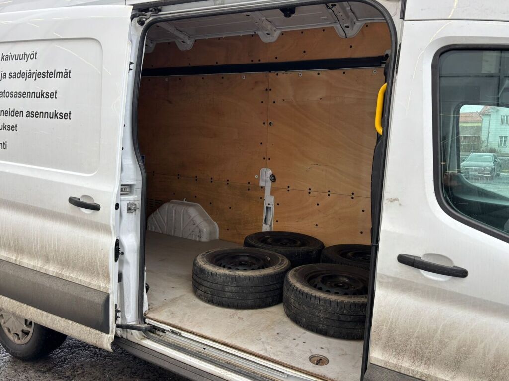 Ford Transit 2018 Valkoinen