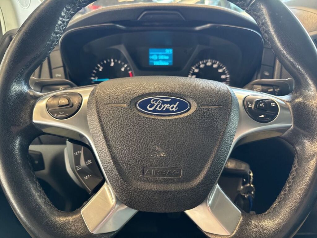 Ford Transit 2018 Valkoinen