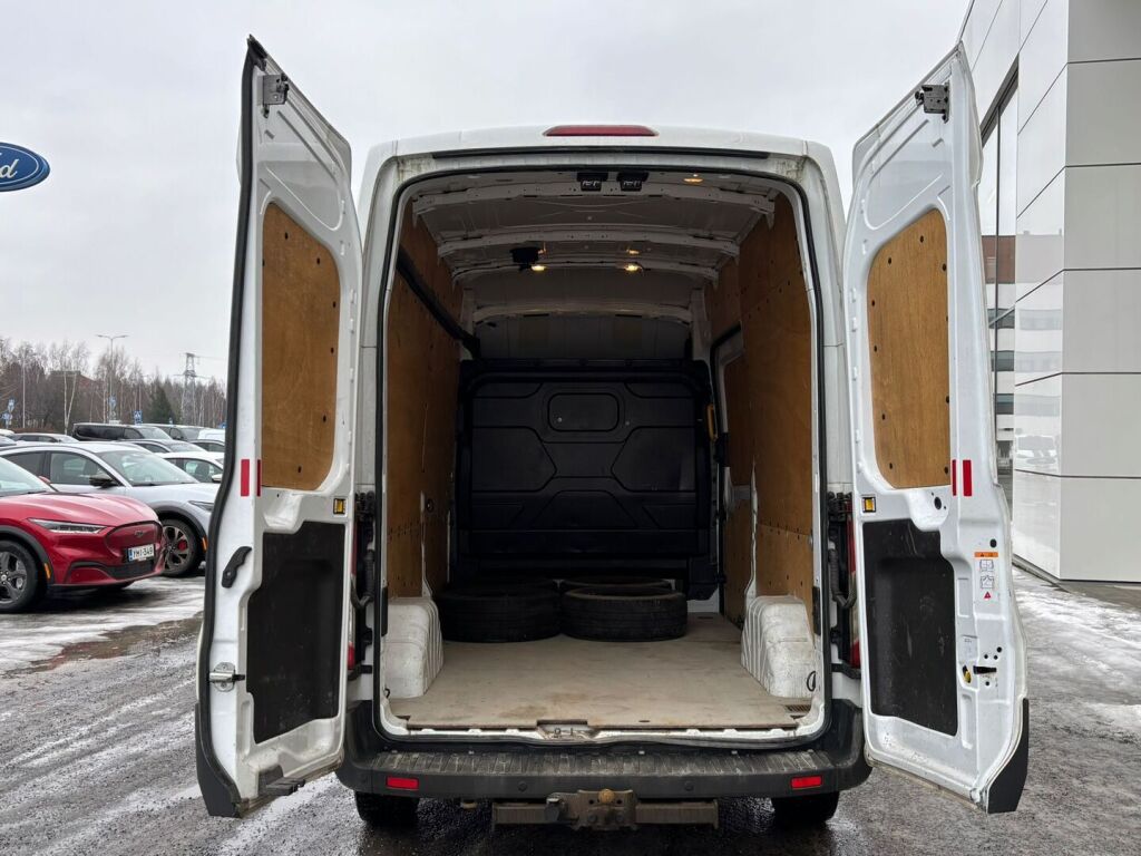 Ford Transit 2018 Valkoinen