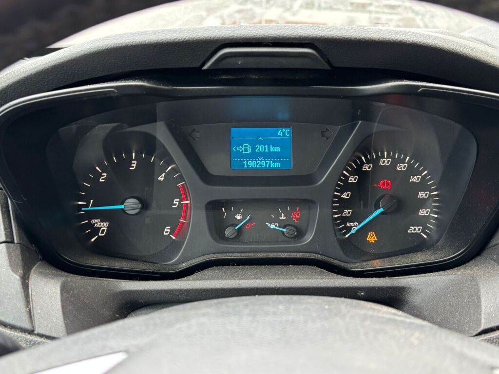 Ford Transit 2018 Valkoinen