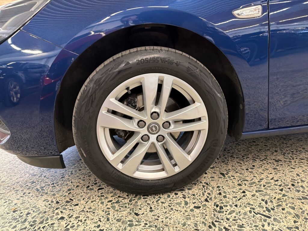 Opel Astra 2021 Sininen