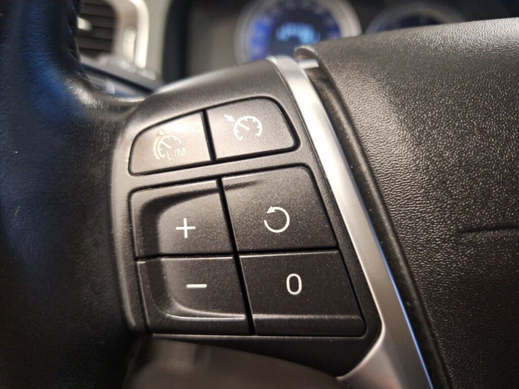 Volvo V60 2012 Sininen