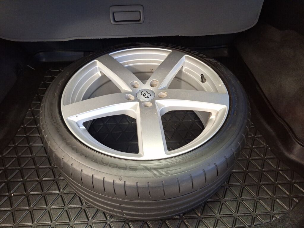 Volvo V60 2012 Sininen