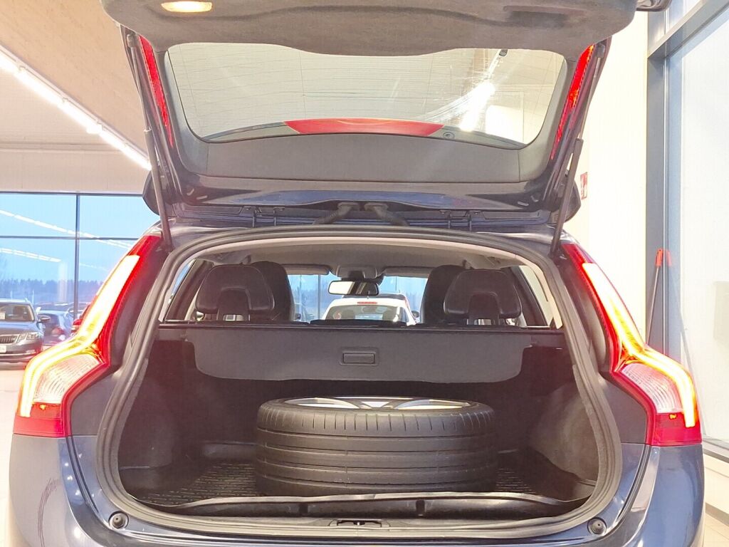 Volvo V60 2012 Sininen