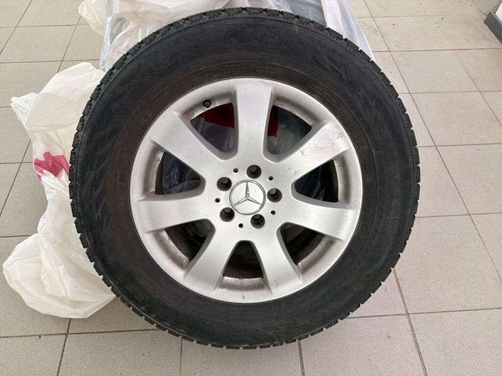 Mercedes-Benz ML 2006 Sininen