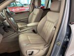 Mercedes-Benz ML 2006 Sininen