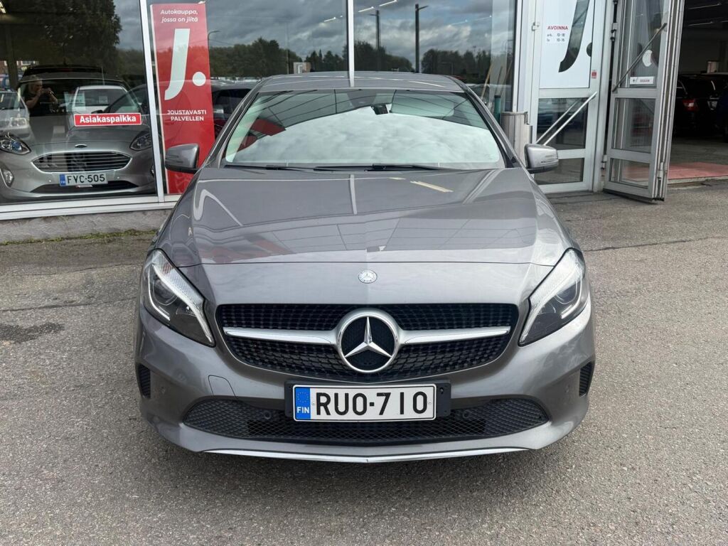 Mercedes-Benz A 2017 Harmaa