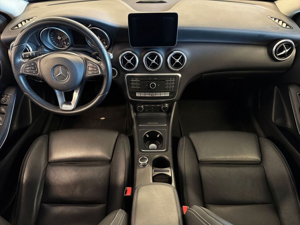 Mercedes-Benz A 2017 Harmaa