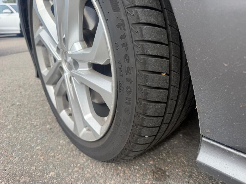 Mercedes-Benz A 2017 Harmaa