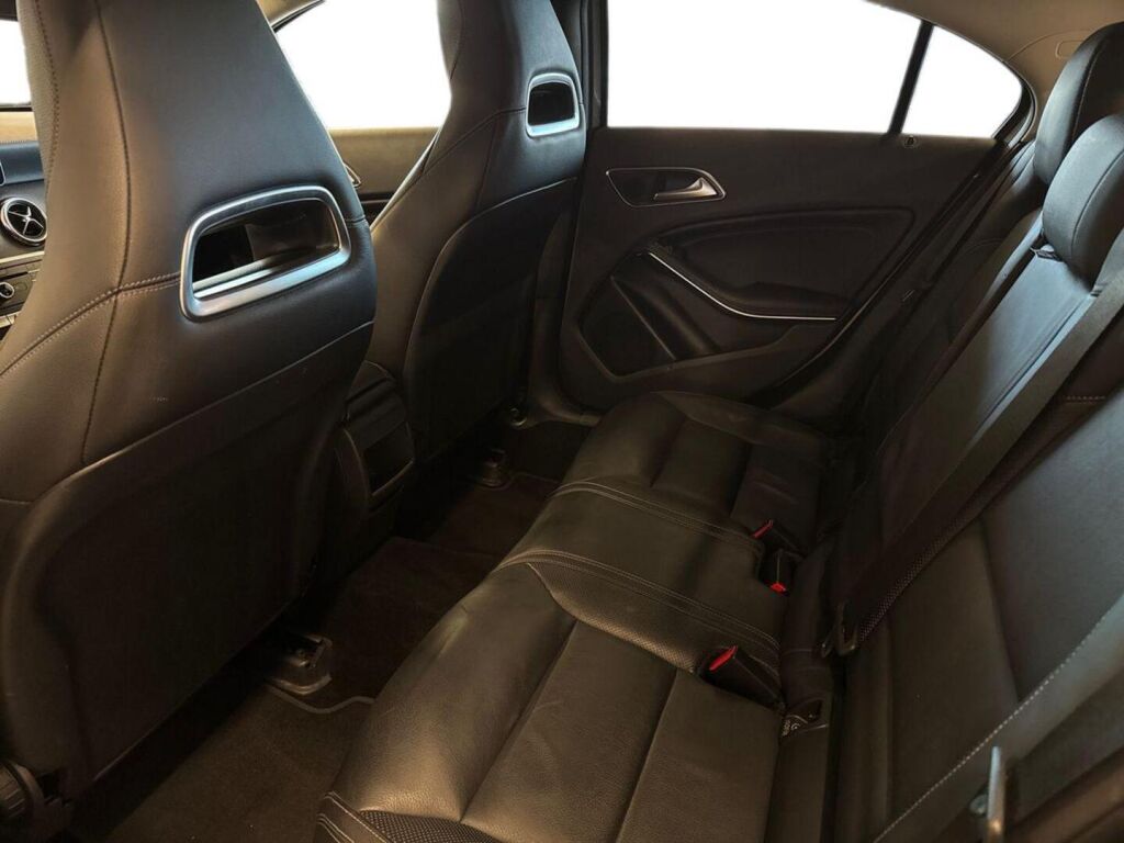 Mercedes-Benz A 2017 Harmaa